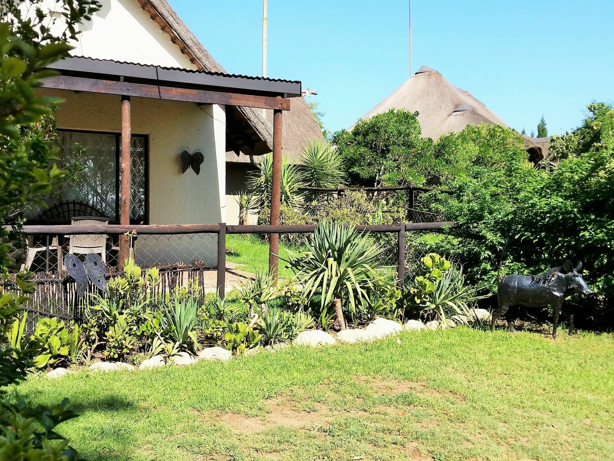 Pine Tree Lodge Мидранд Экстерьер фото
