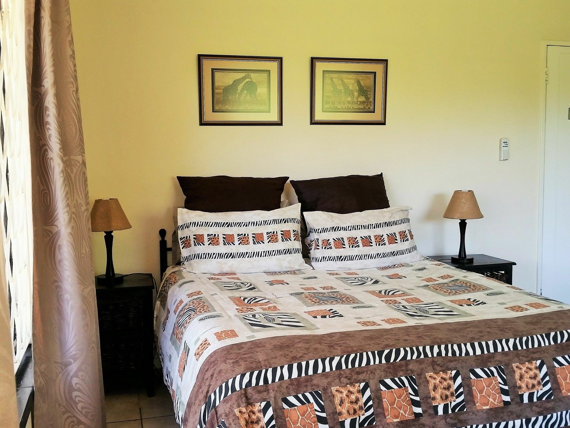 Pine Tree Lodge Мидранд Экстерьер фото